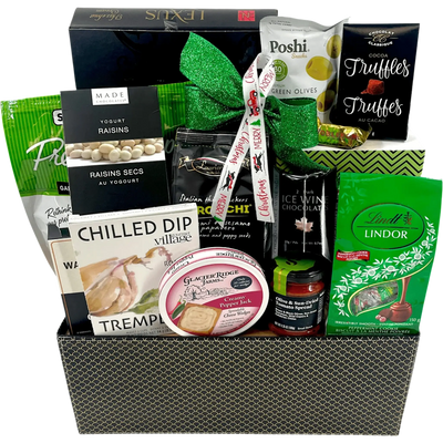 Gourmet Splendour Gift Basket, Chocolate, Cheese & Savoury Delights