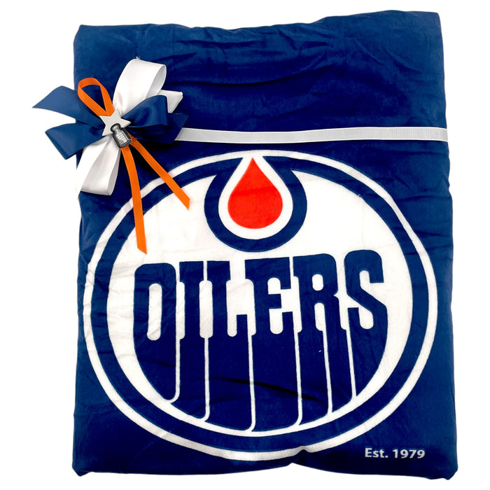 Hockey Baby Love – Personalized Edmonton Oilers Gift Blanket Personalized Baby Gifts