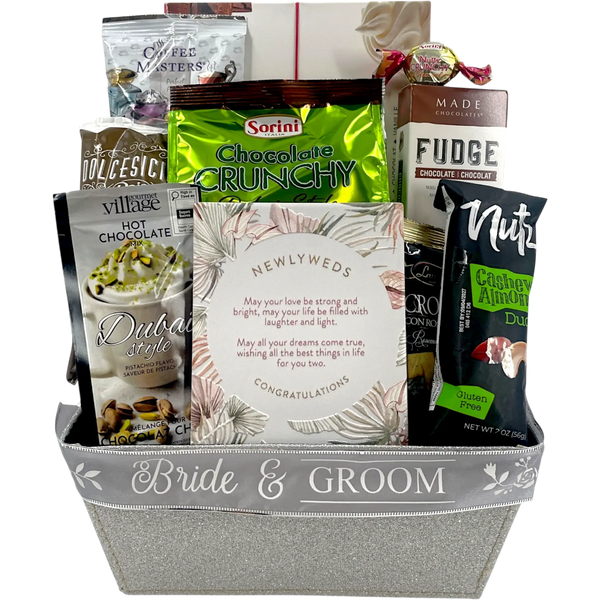 Ils vécurent heureux pour toujours – Panier-cadeau de mariage avec cadre souvenir et gourmandises